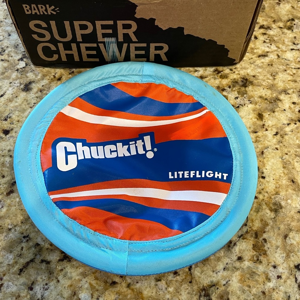 Chuck It Frisbee